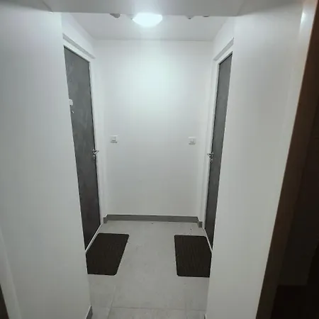 Appartement 2 En 1, 10 Pers, Parking, Wifi *